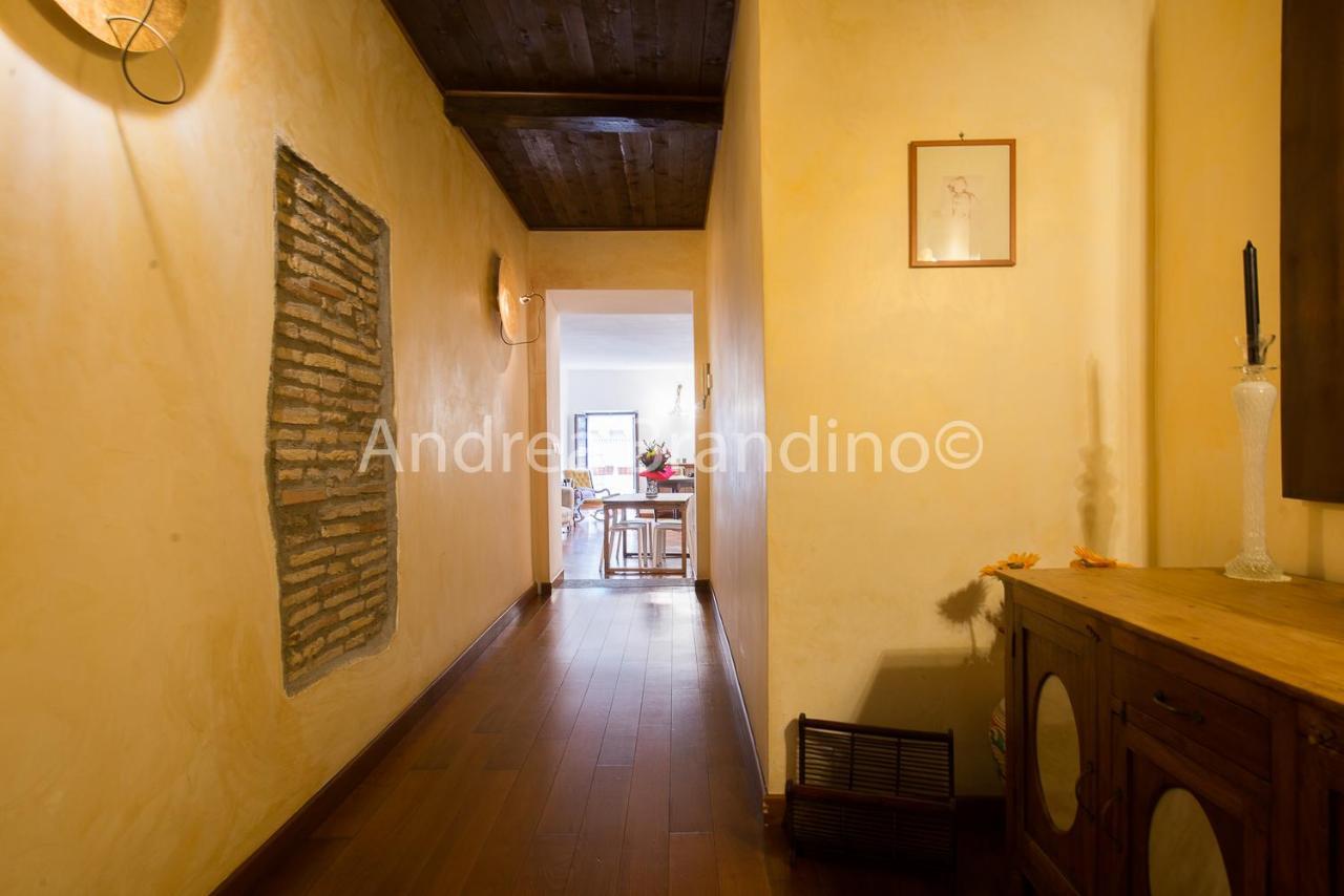 Appartamento Via Di San Martino Ai Monti Рим Экстерьер фото